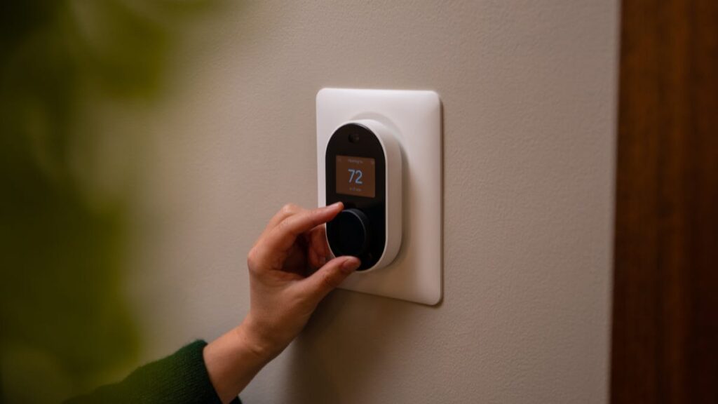 Energy Saving Tips for Summer Programmable Thermostat