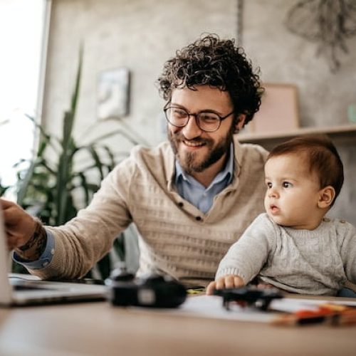 How to Achieve Work-Life Balance in a Home Office: Expert Tips