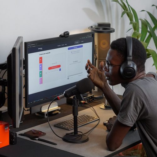 How to Choose the Best Home Office Technology: A Complete Guide