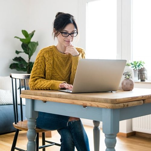Tips for Staying Focused And Productive in a Home Office: Boost Your Productivity Today!